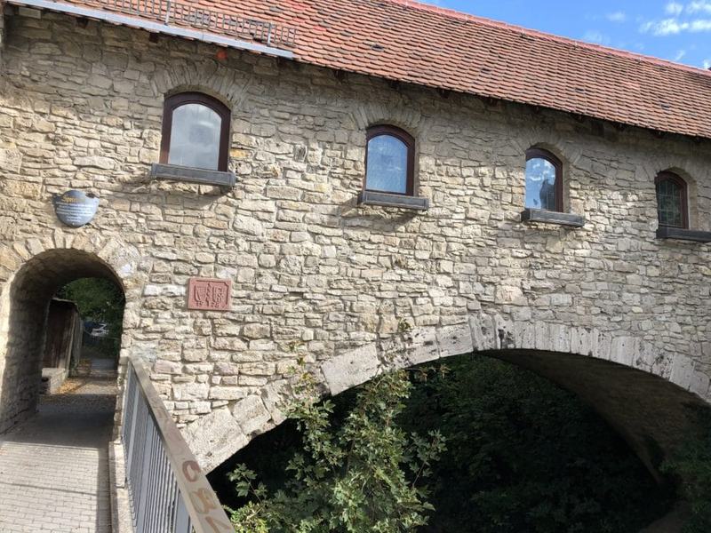 Alte Stadtmauer am Heigelsbach in Heidingsfeld